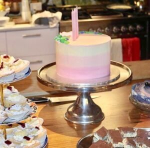 Mind Over Batter custom cake, gallery photo 66
