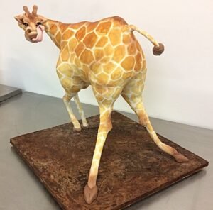 Sculpted giraffe cake